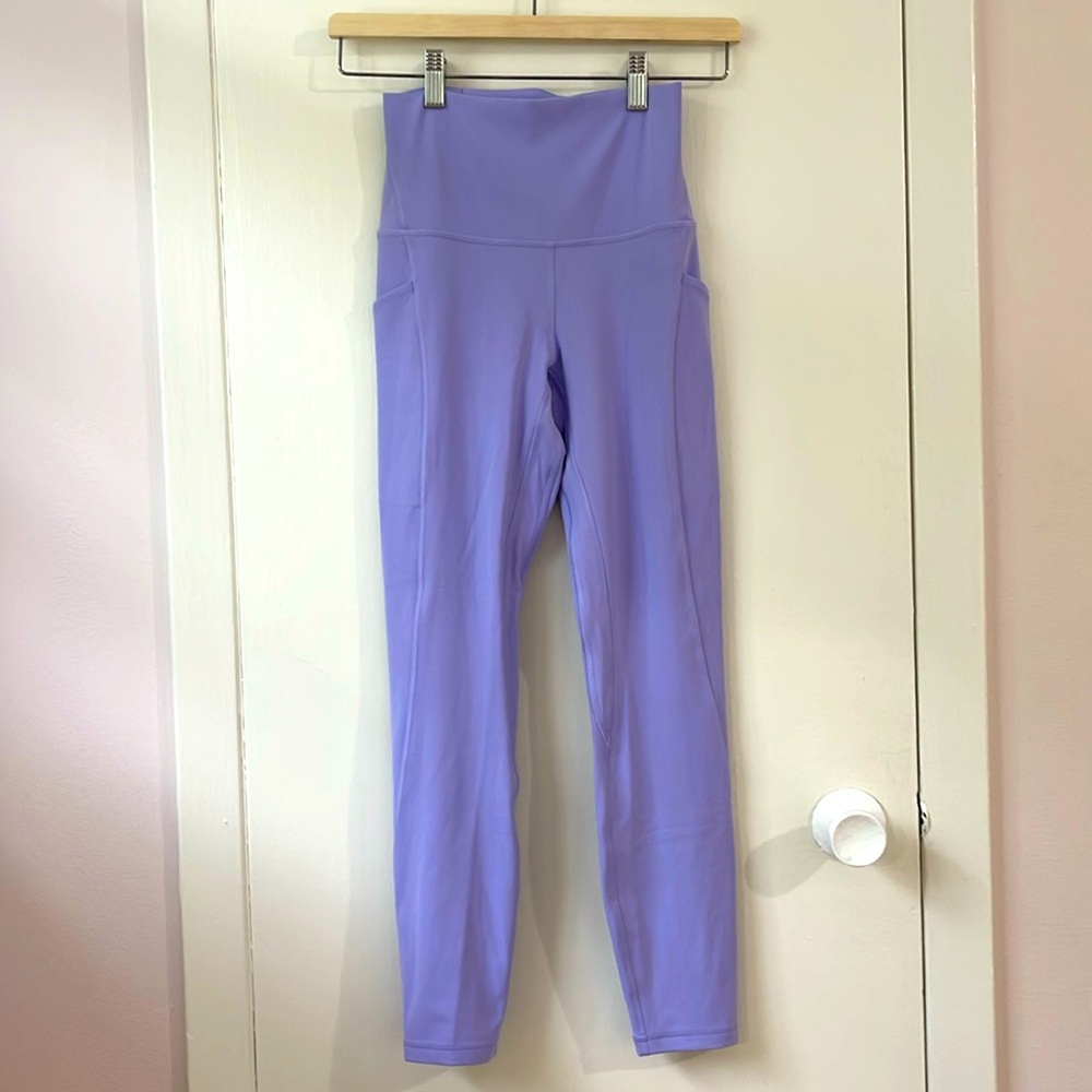 periwinkle lululemon leggings with pockets!!!!
